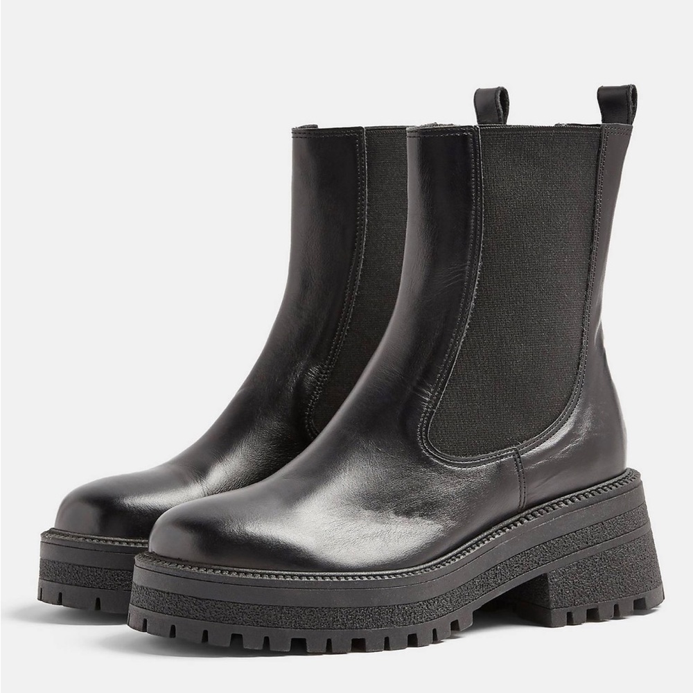 TopShop Leather Chunky Chelsea Boots  *Brand New w/ Original box